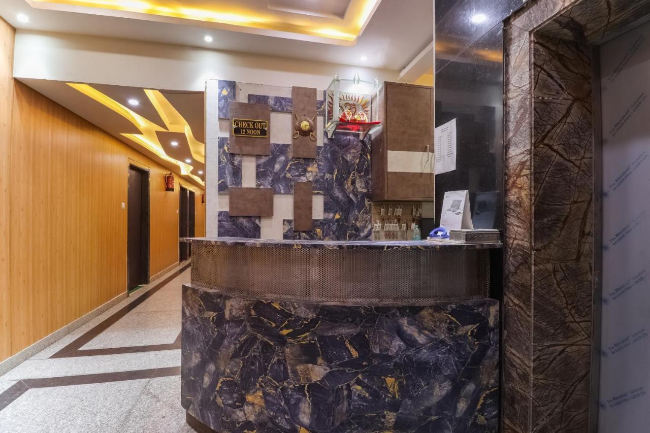 Capital O 15422 Shiva Inn Unnao Экстерьер фото