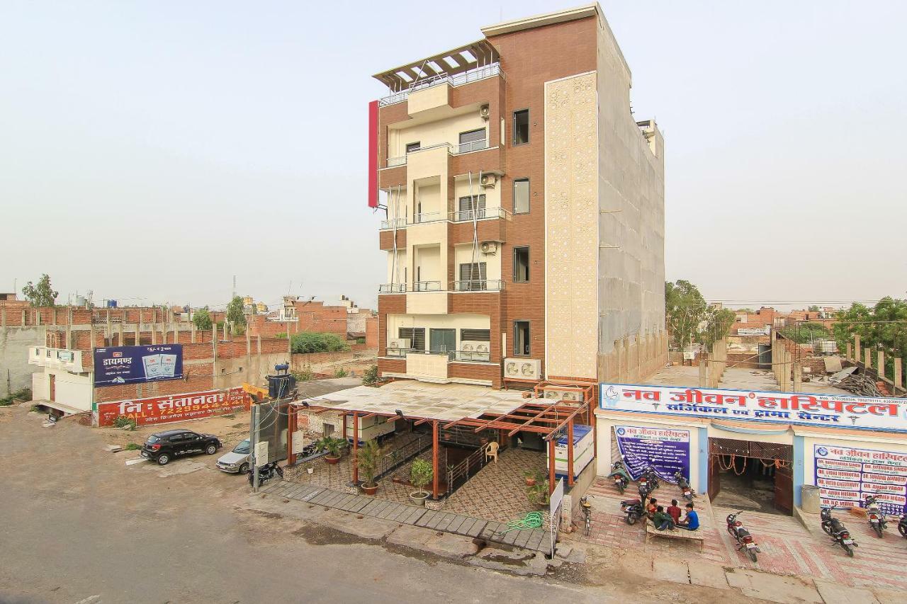 Capital O 15422 Shiva Inn Unnao Экстерьер фото
