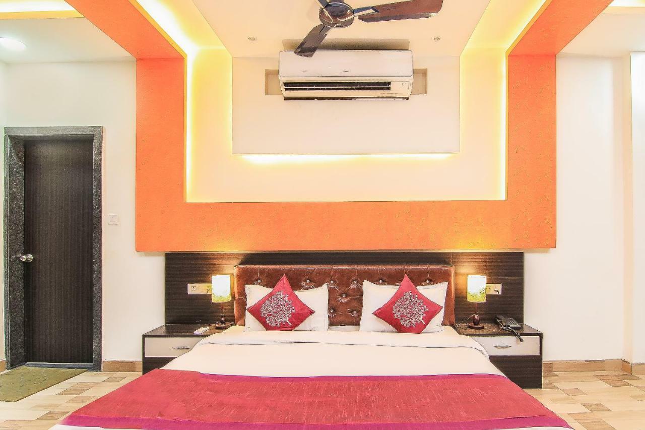 Capital O 15422 Shiva Inn Unnao Экстерьер фото