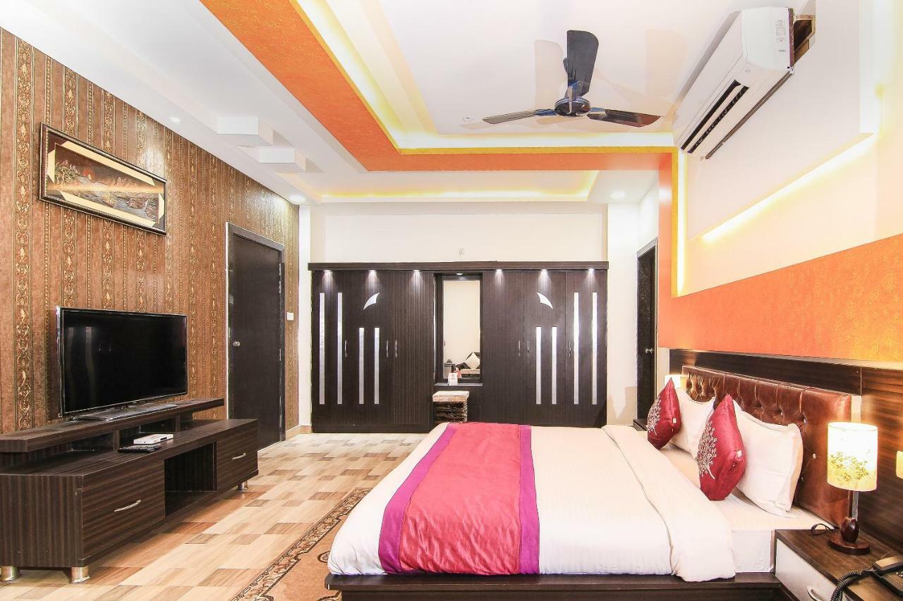 Capital O 15422 Shiva Inn Unnao Экстерьер фото