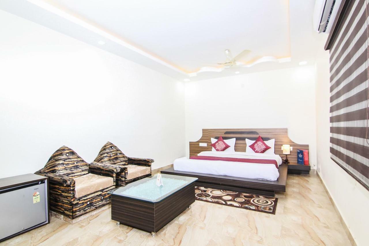 Capital O 15422 Shiva Inn Unnao Экстерьер фото